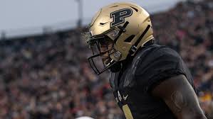 Consists of the first betting line received from one of our las vegas or global sportsbooks. Friday Night College Football Odds Picks How To Bet Purdue Vs Minnesota New Mexico Vs Air Force 2 More Fbs Games