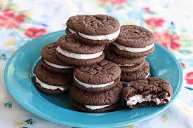 whoopie pies with cream cheese filling