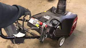 How to operate a Craftsman 21” snow blower - YouTube