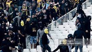 The next troubles occurred inside the stadium. Aek Paok 12 05 2018