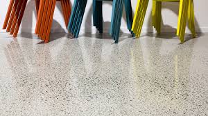um exposure concrete floor finish