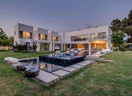 Forget tumbledown fincas, you can rent a holiday home at the cutting edge of contemporary design. Top 23 Breathtaking Luxury Villas Design Ideas In The World
