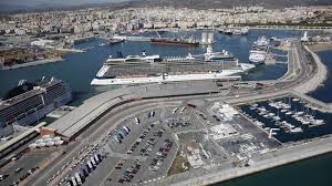 El negocio millonario del hotel del Puerto de Málaga - Euroval: Expertos en  valor independiente