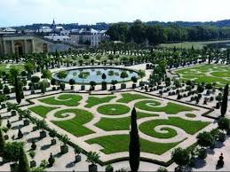Situated to the west of the palace, the gardens cover some 800 hectares of land. Gardens Of Versailles France Youtube