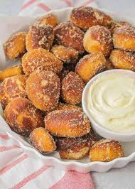 cinnamon sugar pretzel bites auntie