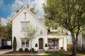 The 5 White Exterior Paint Colors We