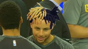 He scored his 22 points and the warriors won again, but all eyes were fixed on ahh, the hair. Stephen Curry New Hair Roast Youtube