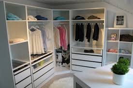 With our pax planner, you can design your new wardrobe in a simple way. Ikea Pax Kleiderschrank Kombinationen Inspirationen Sara Bow Ikea Schlafzimmer Schrank Kleiderschrank Planen Begehbarer Kleiderschrank Planen