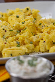healthy scrambled eggs with cote