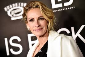 Julia fiona roberts (born october 28, 1967) is an american actress and producer. Julia Roberts Said 1 Co Star Was Completely Disgusting