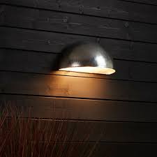 How To Choose Outdoor Wall Lights