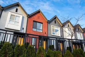 Townhouses originated because they were meant as second homes for wealthier families who predominantly resided in the countryside. Townhouse Vs Single Family Home Investment Mashvisor