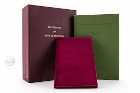 A pocket prayer book for orthodox christians red paper cover: Prayer Book Of Anne De Bretagne Facsimile Edition