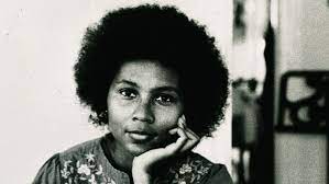 bell hooks quotes: Her profound words on love and feminism