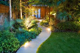 10 Stylish Ways To Light Your Garden