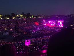 rose bowl stadium concert koreaboo