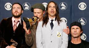 Currently, the band consists of founding members vocalist anthony kiedis and bassist flea, longtime drummer chad smith, and former touring guitaris… Red Hot Chili Peppers Net Worth 2021 Wealthy Persons