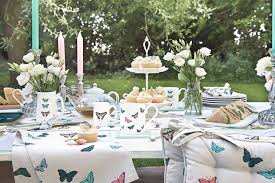 Blue beach themed wedding centerpieces. Table Setting Design Ideas Inspired By Animals Archi Living Com