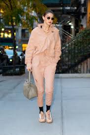 A collection of the beautiful gigi hadid and her street style, casual style or workout clothes because everything she wears is perfect. 88 Gigi Hadid Outfit Photos How To Copy Gigi Hadid S Style