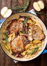 one pan pork chops with apples and