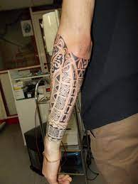 Tatouage polynésien, tatouage maori, tatoage tribal - Tattoo Studio Orléans
