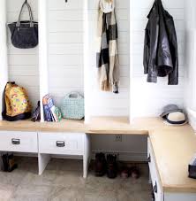 how to build an entryway bench with