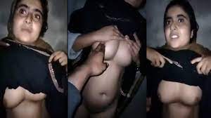 Leaked Desi MMS! Video of a hijabi paki girl exposing her boobs and pussy |  AREA51.PORN
