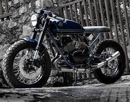 this modified yamaha rd350 cafe racer
