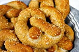 breadmaker soft pretzels with sweet