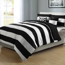 Graphic Stripe Reversible Comforter Set