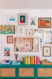 How To Make A Gallery Wall Selecting