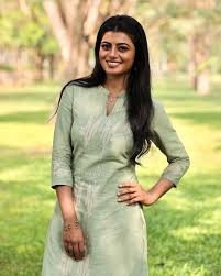 south indian actress anandhi cute images