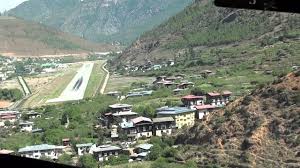 Cockpit View Paro Bhutan Approach Landing At Rwy 33 Drukair Atr 42 500 A5 Rgh