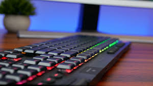 We tested the variant with gl tactile switches, but you can also get it with gl clicky or gl linear. Logitech G915 Wireless Gaming Keyboard Review Ign