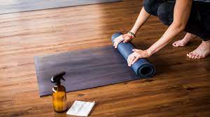 how to clean a yoga mat without