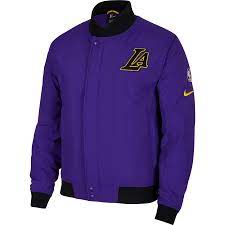 Browse los angeles lakers jerseys, shirts and lakers clothing. Nike Nba Los Angeles Lakers Courtside Jacket Fur 180 00 Kicksmaniac Com