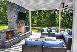 5 Considerations For A Pergola With Tv