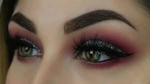 red cranberry smokey eye makeup