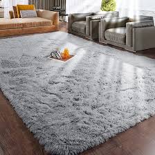 minimalist rug design