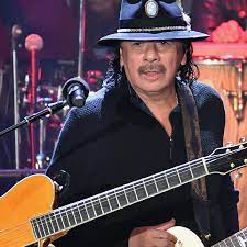 Carlos Santana auf Bühne kollabiert ...