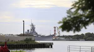 And more than 4,500 sailors are set to make chief petty officer. Sailor Dies Of Apparent Self Inflicted Gunshot Wound Aboard Submarine In Pearl Harbor Shipyard Honolulu Star Advertiser