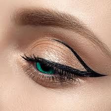 eye makeup for green eyes