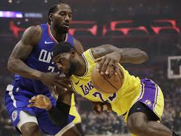 Kawhi anthony leonard (born june 29, 1991) is an american professional basketball player for the los angeles clippers of the national basketball association (nba). Kawhi Leonard Leads Clippers To Win Over Lebron James S Lakers In Battle Of La Nba The Guardian