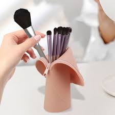 with zipper vertical silicone makeup