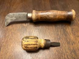 lot of 2 vine wood handle tools 7 5