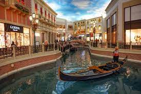 best attractions on the las vegas strip
