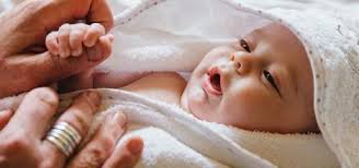 It is recommended the thermostat on your water heater be set to under 120 degrees fahrenheit, or 49 degrees celsius, to prevent scalding out of any of your faucets. Bathing Your Baby Healthychildren Org