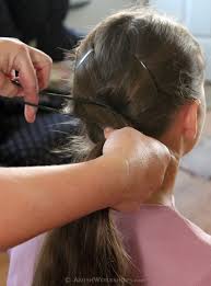 how amish women pin up their hair