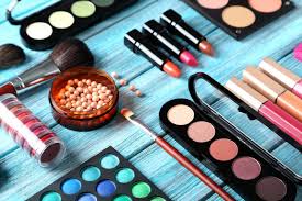 global makeup sector