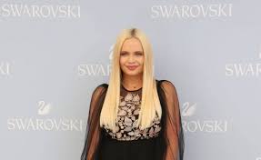 alli simpson outfits style and looks